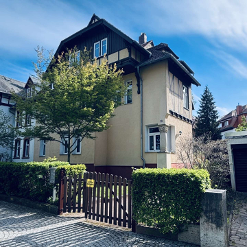 Exklusives Wohnen in der Brühlervorstadt – Sanierte 4-Raumwohnung mit Balkon, 99094 Erfurt, Dachgeschosswohnung