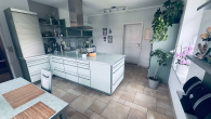Ein Haus. Zwei Zuhause. Unzählige Möglichkeiten. - Küche