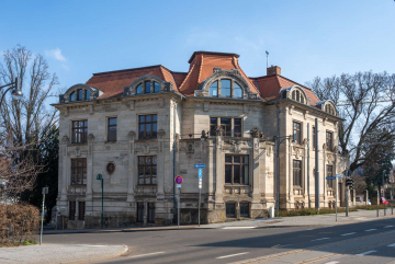 Stadtvilla als Einzeldenkmal in bester Lage von Gotha +++bezugsfrei+++10% Rendite (SOLL)+++, 99867 Gotha, Wohn- und Geschäftshaus